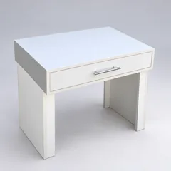 Стол маникюрный